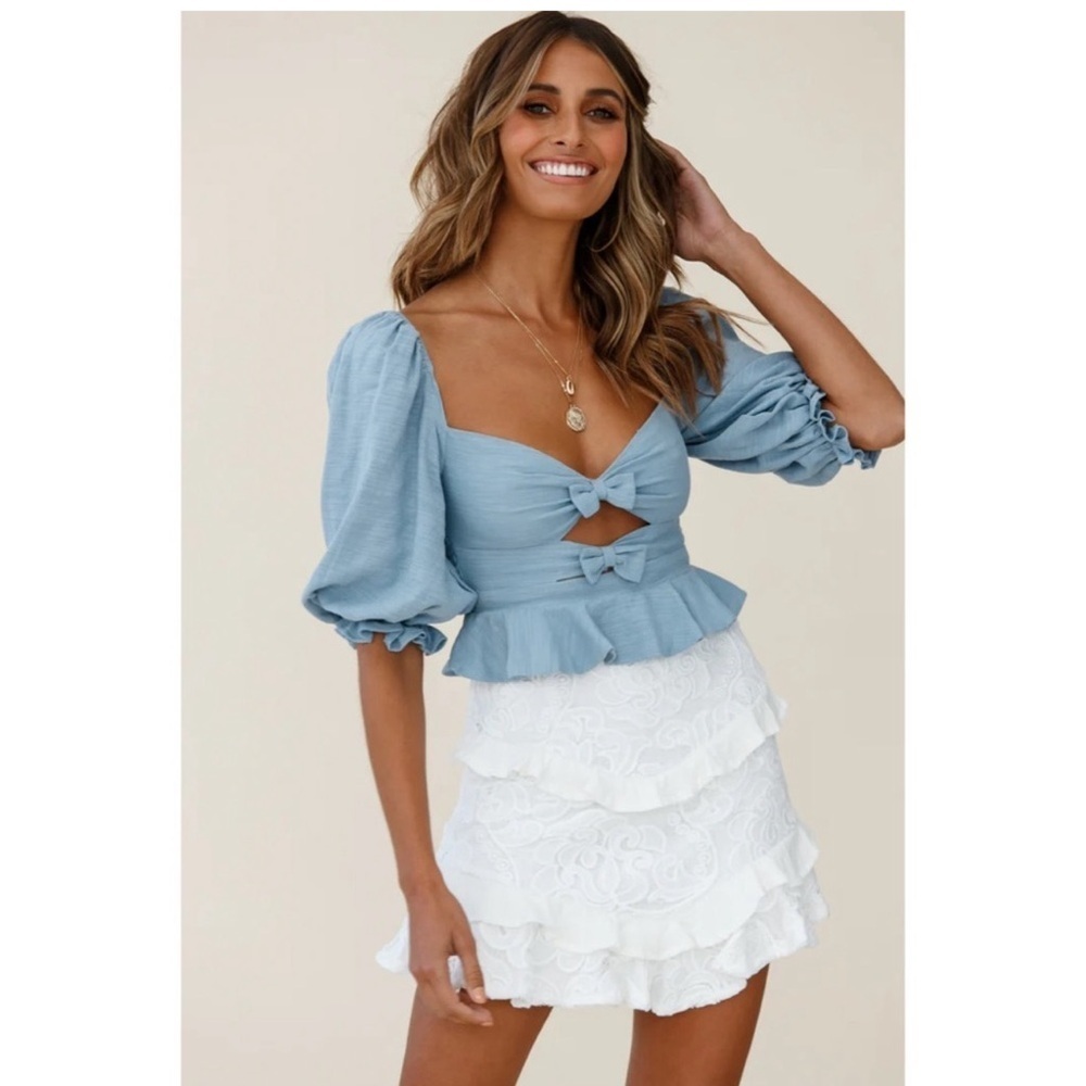 Selfie Leslie Light Blue Puff Sleeve Tie-Front Crop Top